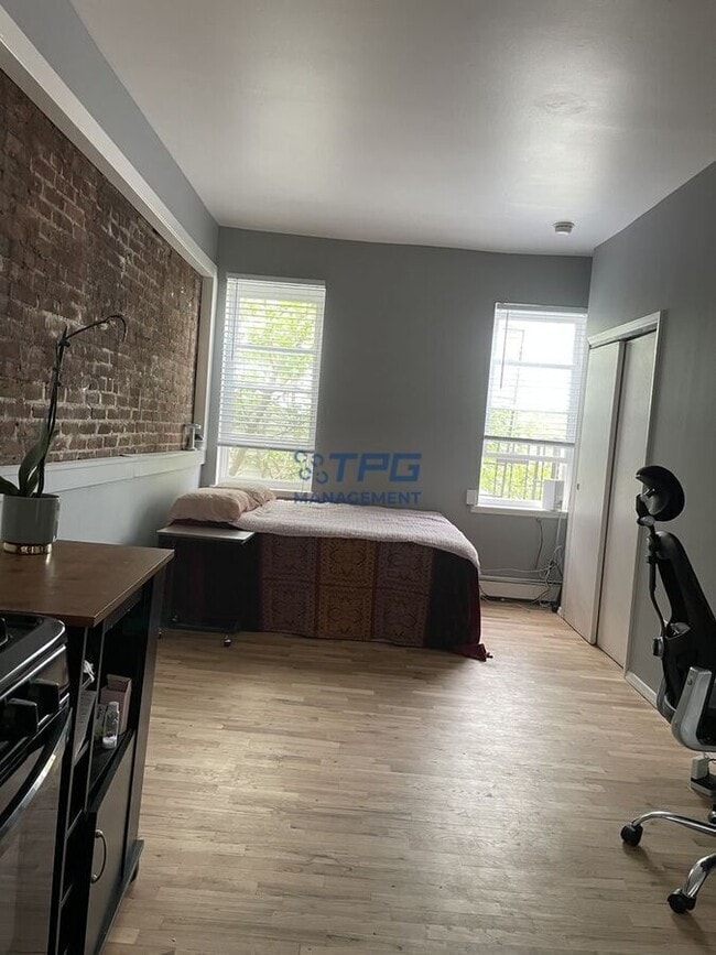Photo - 111 Mallory Ave House