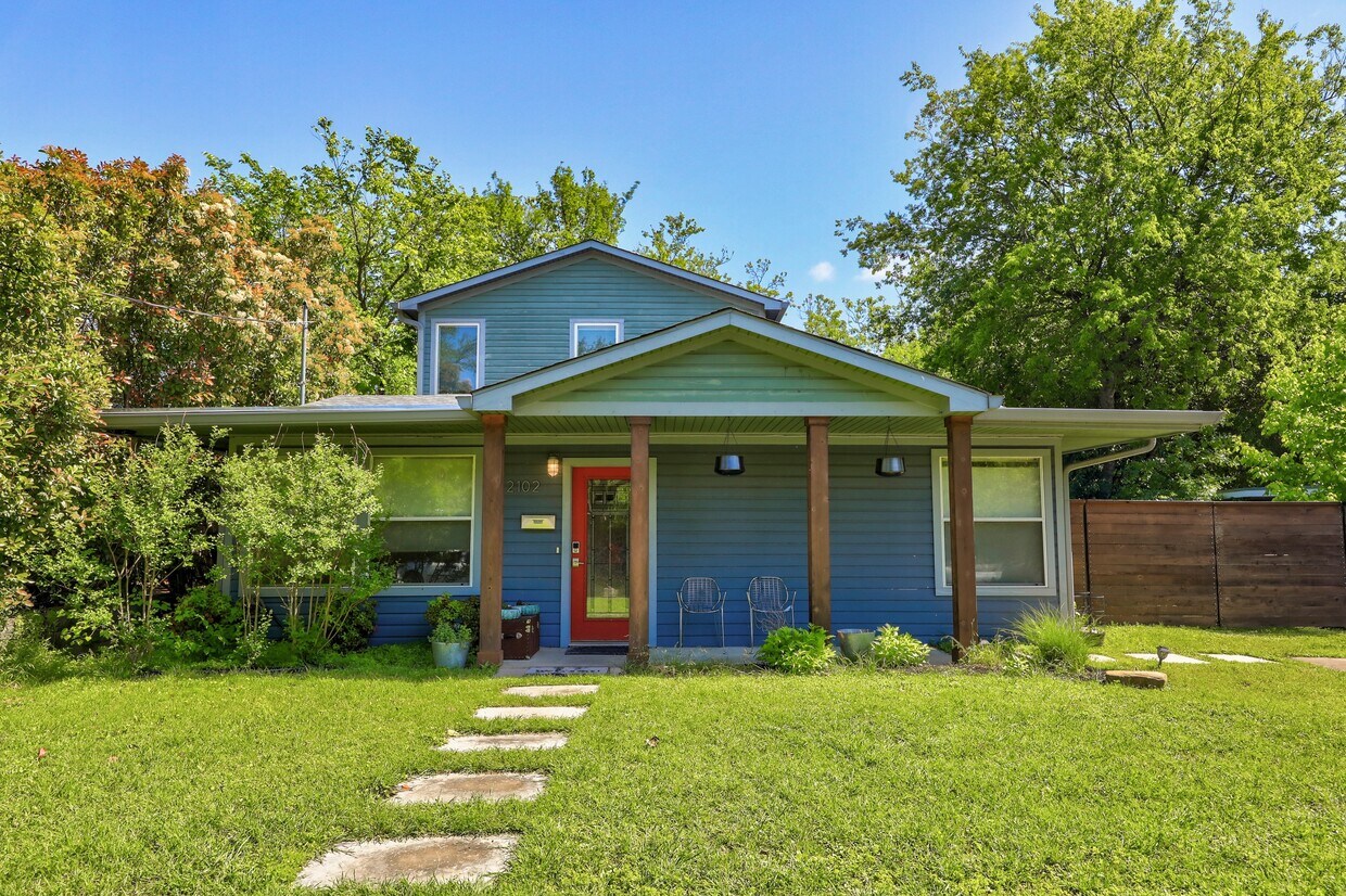Primary Photo - 2102 Peach Tree St
