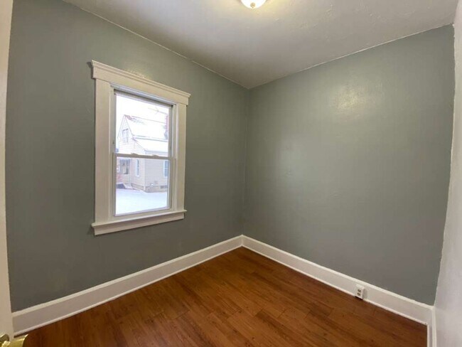 Foto del edificio - Don’t miss out on this affordable opportunity in Elyria! Schedule your tour today!