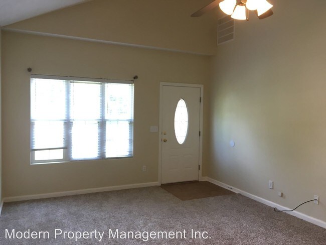 Building Photo - 3 br, 2 bath House - 129 Blue Heron Place