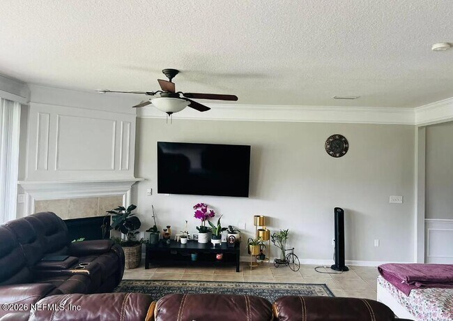 Foto del edificio - 11118 Fallgate Point Ct
