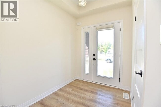 Building Photo - 106 Jayla Ln.