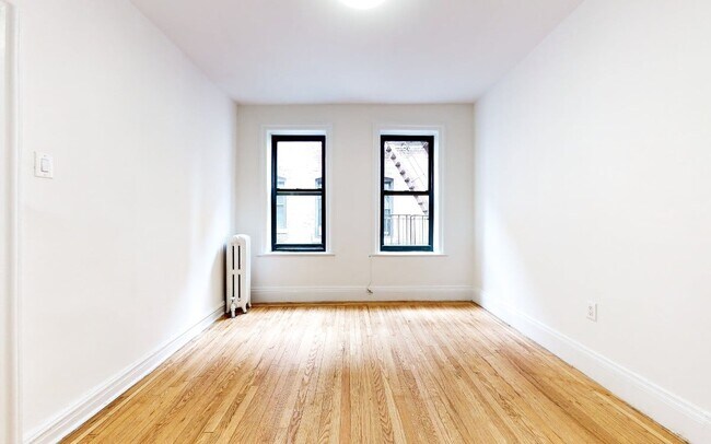Foto del edificio - Seaman Ave