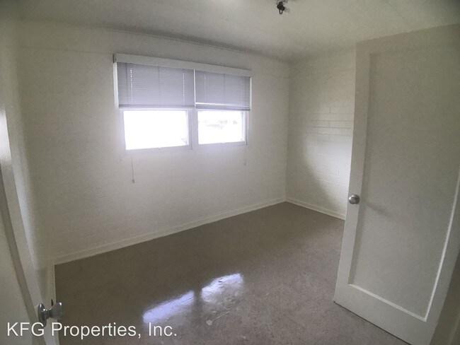 Building Photo - 2254 Citron St