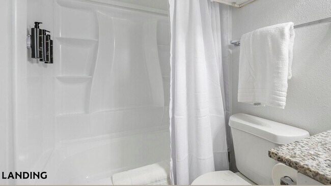 Foto del edificio - 1225 E Pleasant Run Rd