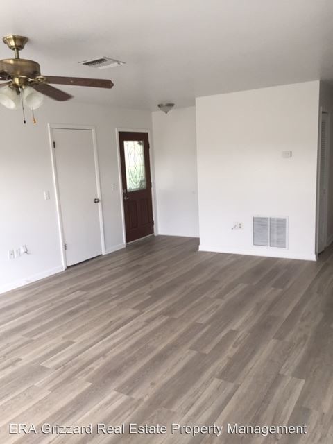 Building Photo - 2 br, 2 bath House - 1402 Crystal Court