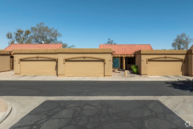 Building Photo - River Run Townhomes