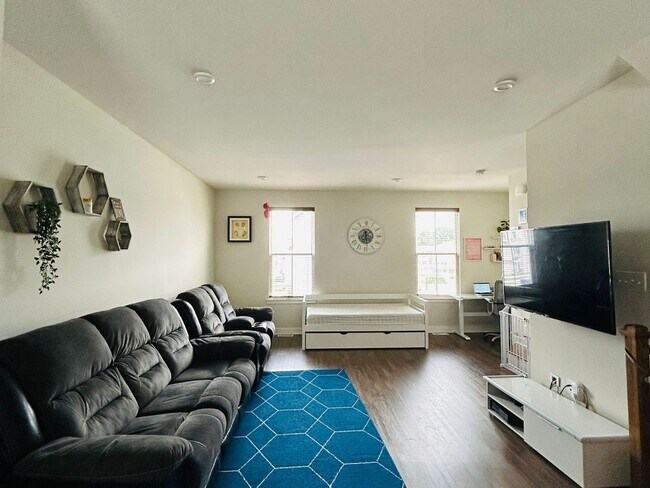 Foto del edificio - 3 Bedroom Townhome in Clarksboro