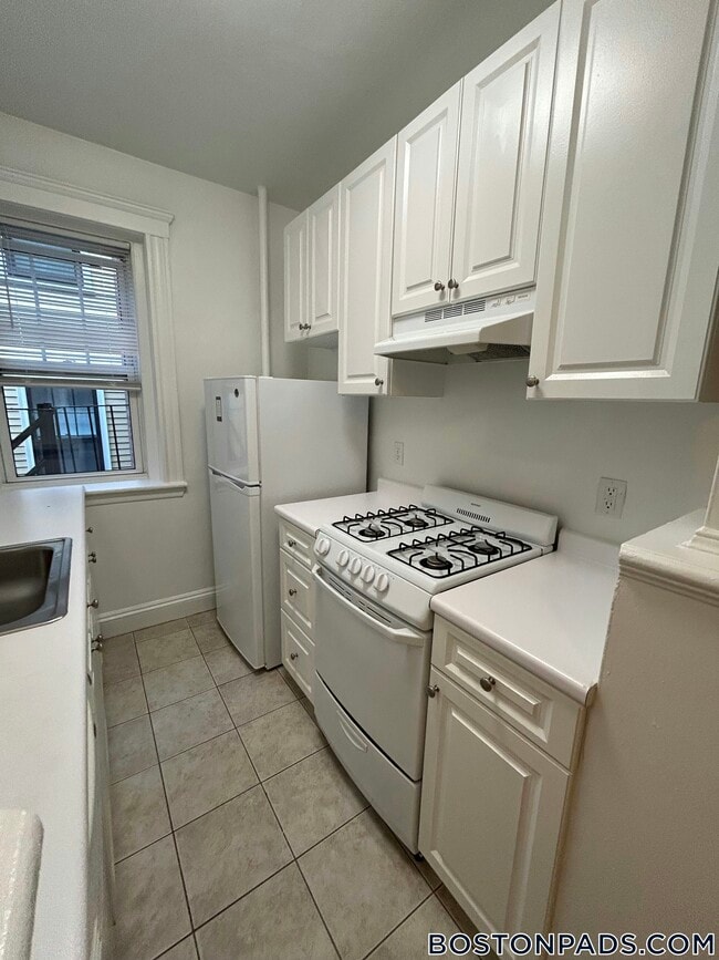 Building Photo - 21 Wendell St