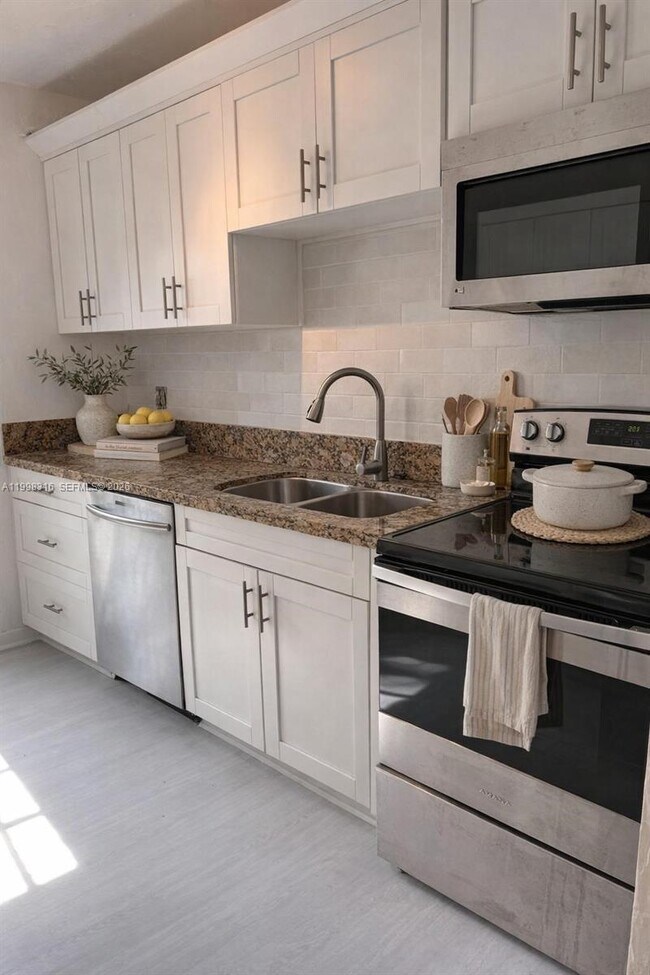 Foto del edificio - 1641 Arthur St