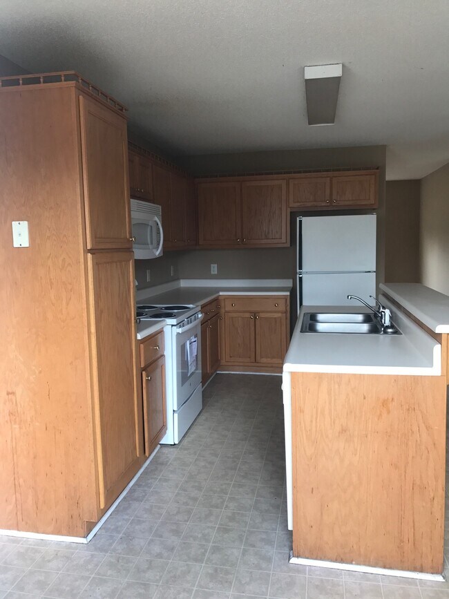 Foto del edificio - 814 King Arthur Dr