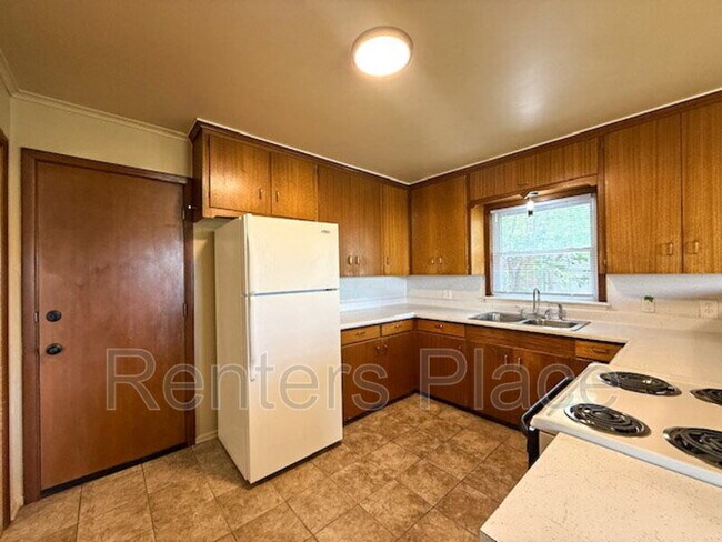 Foto del edificio - 1045 E 53rd St