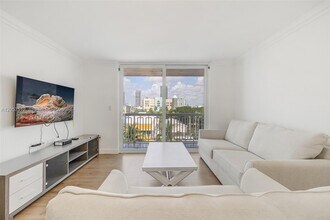 Building Photo - 401 Ocean Dr