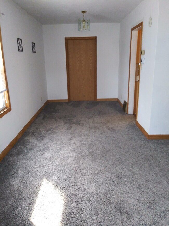 Foto del edificio - 8214 Highland Pl