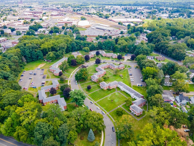 Building Photo - 82 Mercury Ct