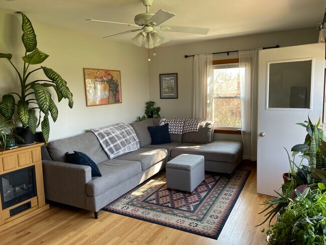 Foto del edificio - 632 Wingra St