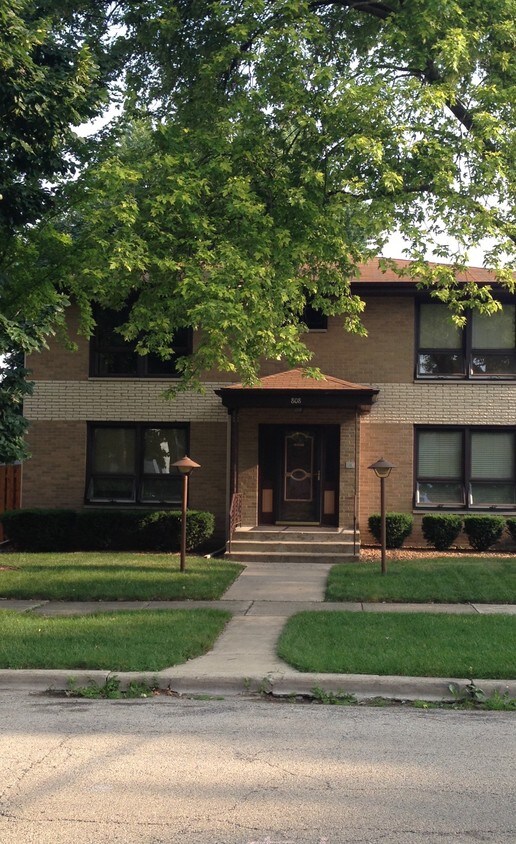 Primary Photo - 808 Oneida St