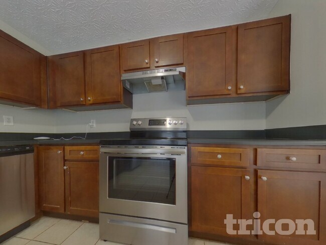 Foto del edificio - 1394 Winndale Rd