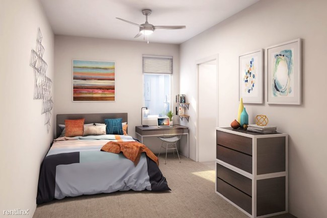 Building Photo - 3 br, 3 bath Apartment - 2200 nueces street
