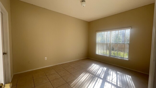 Building Photo - Meadow Creek-1834 Meadow Pond Way Orlando,...