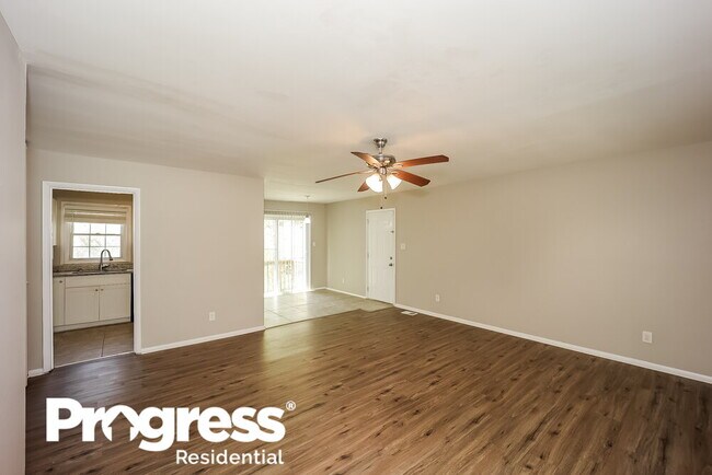Building Photo - 891 Kennesaw Dr