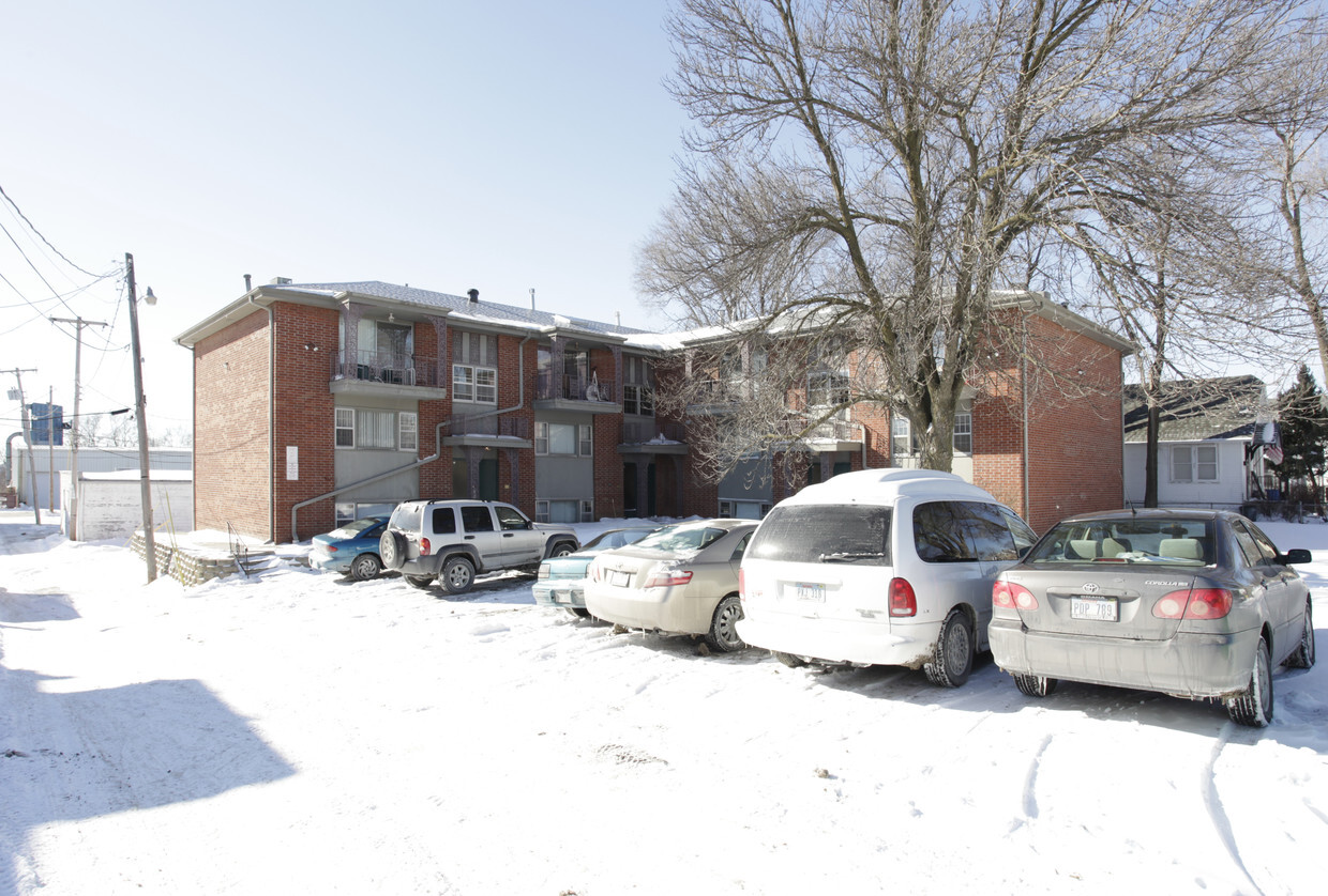 Primary Photo - Rue Charles Apartments