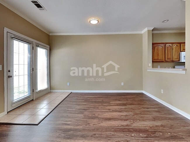 Building Photo - 349 Regency Drive