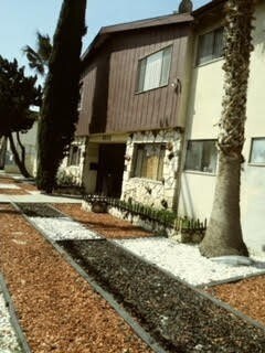 Building Photo - Beautiful Apartment in Panorama City