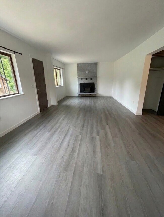 Foto del edificio - 26728 469th Ave