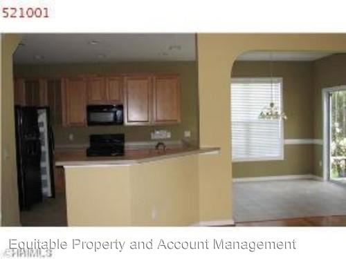 Foto del edificio - 99 Pinecrest Cir