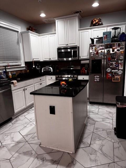 Foto del edificio - 2312 Oakton Pl