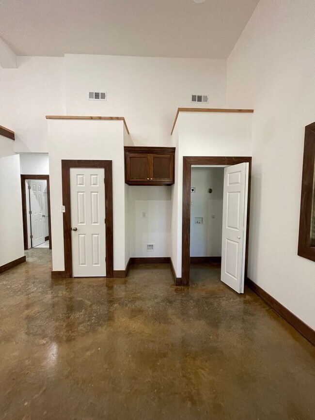 Foto del edificio - County Living, 2 bed barndominium