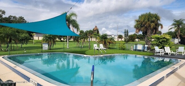 Building Photo - 100 Canebreakers Dr