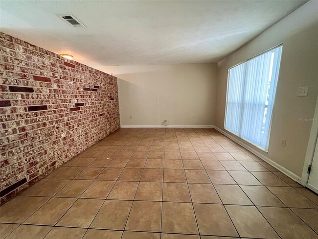 Foto del edificio - 536 NW 34th St