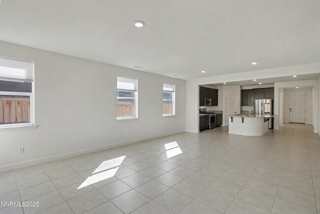 Foto del edificio - 7310 Overture Dr