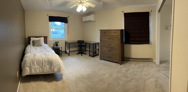 Foto del edificio - 3704 Allen Dr