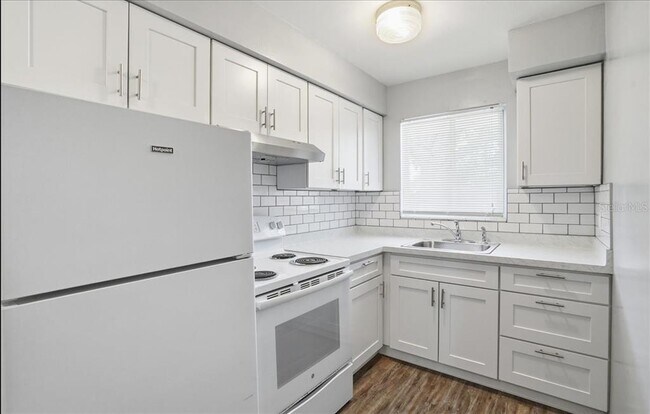 Foto del edificio - 5991 Fairfield Ave S