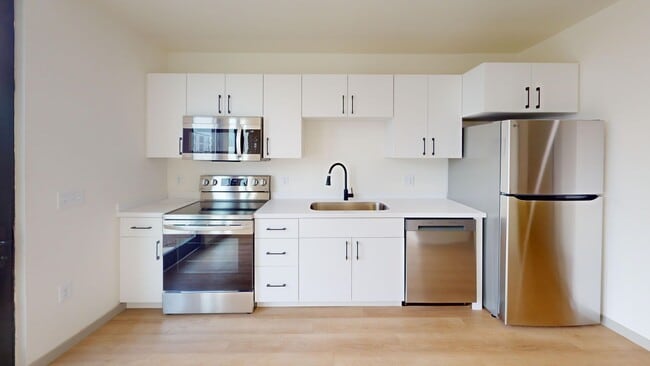 Interior Photo - Maple Rock Reserve