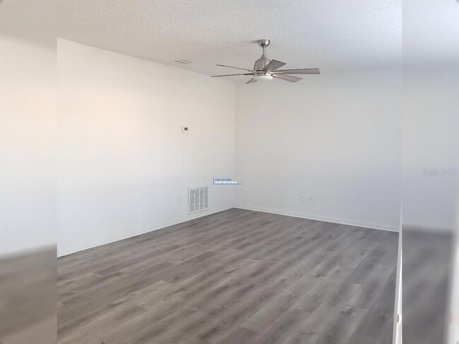 Foto del edificio - 4486 Yorkshire Ave