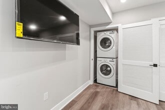 Building Photo - 520 N 37th St