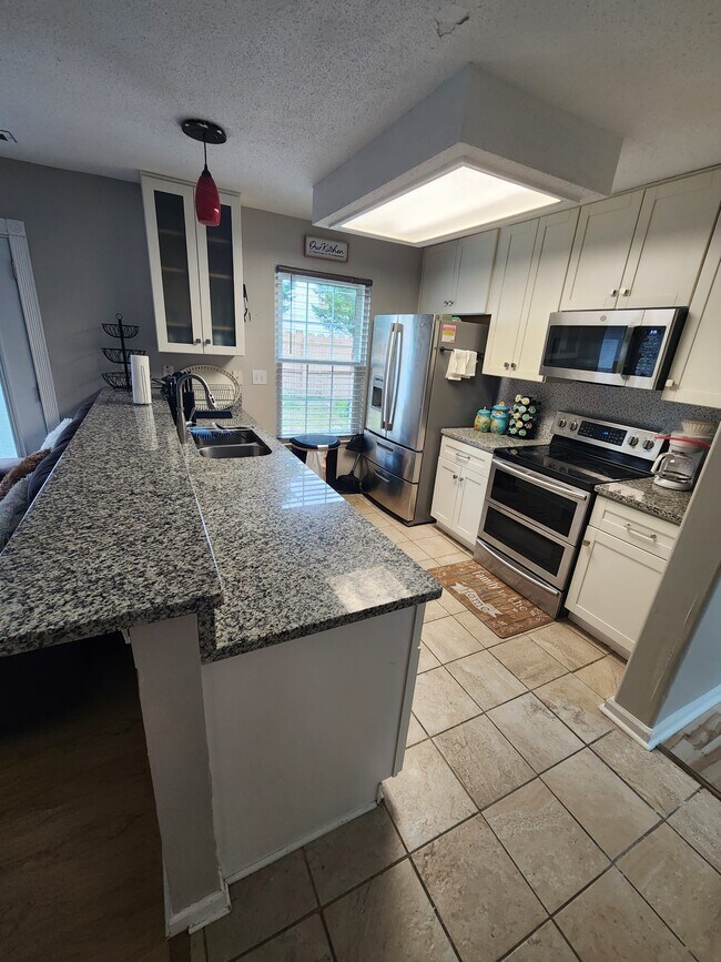 Foto del edificio - 300 Windy Oak Run