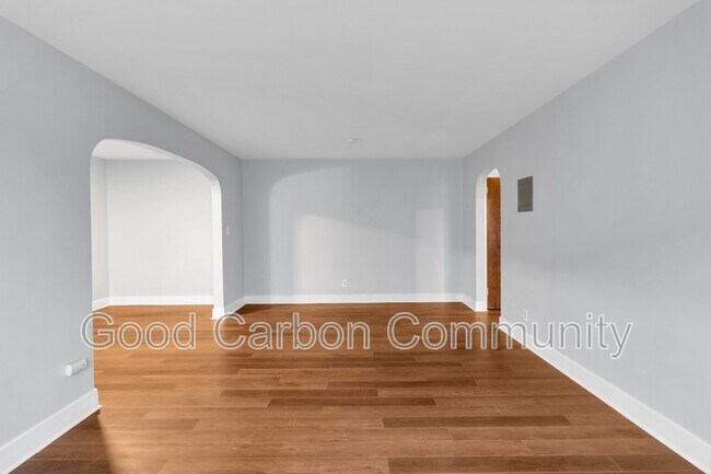 Foto del edificio - 20 E Morris Ave