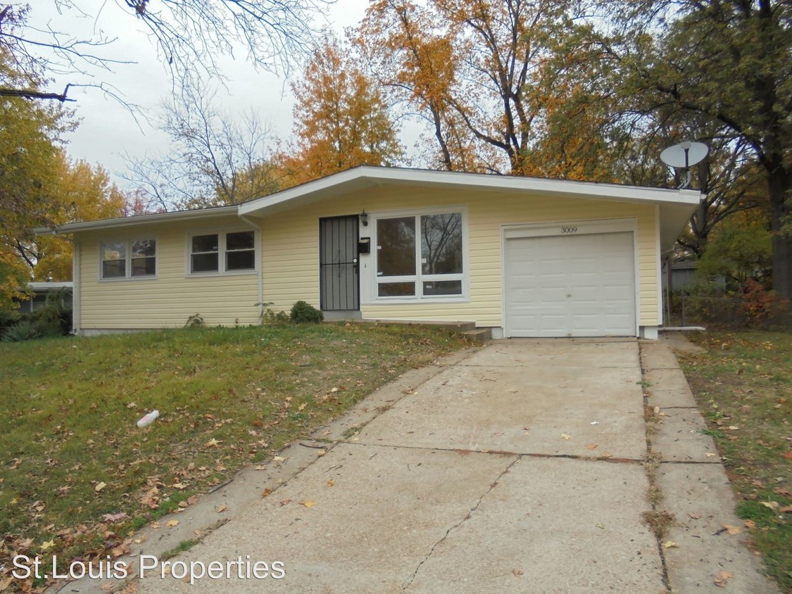 Primary Photo - 3 br, 1 bath House - 3009 Solway Ave