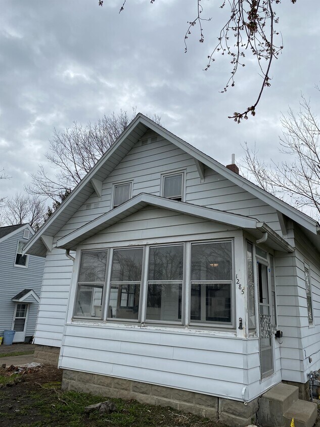 Primary Photo - 1285 Lincoln Dr