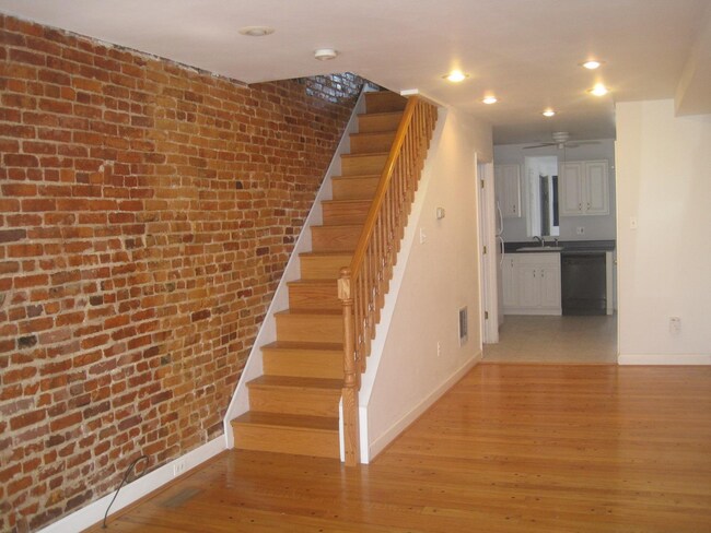 Foto del edificio - 1404 Woodall St