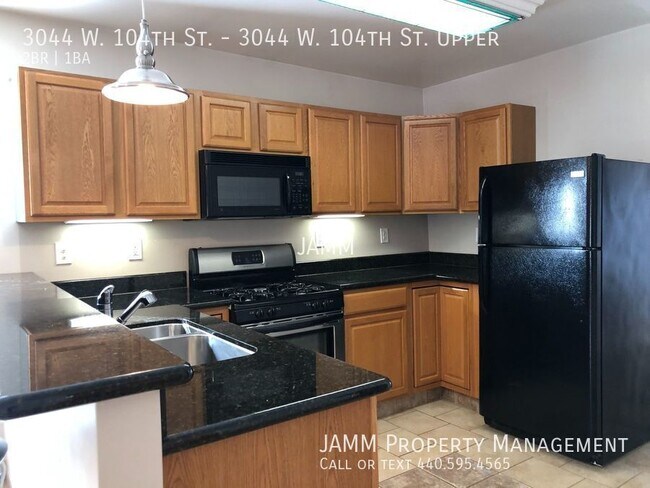 Foto del edificio - 3044 W 104th St