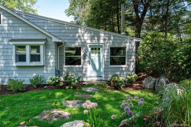 Foto del edificio - 9 S Shore Dr