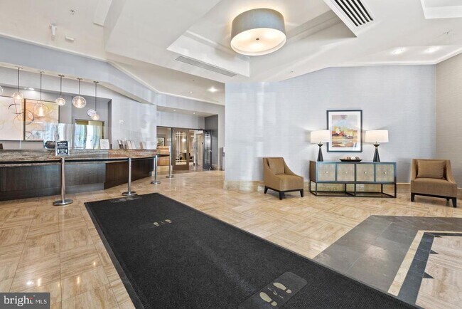 Building Photo - 3101 N Hampton Dr