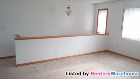 Building Photo - 304 Tanager Path