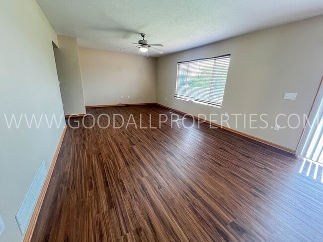 Building Photo - Christmas Special: $1895 for the first thr...